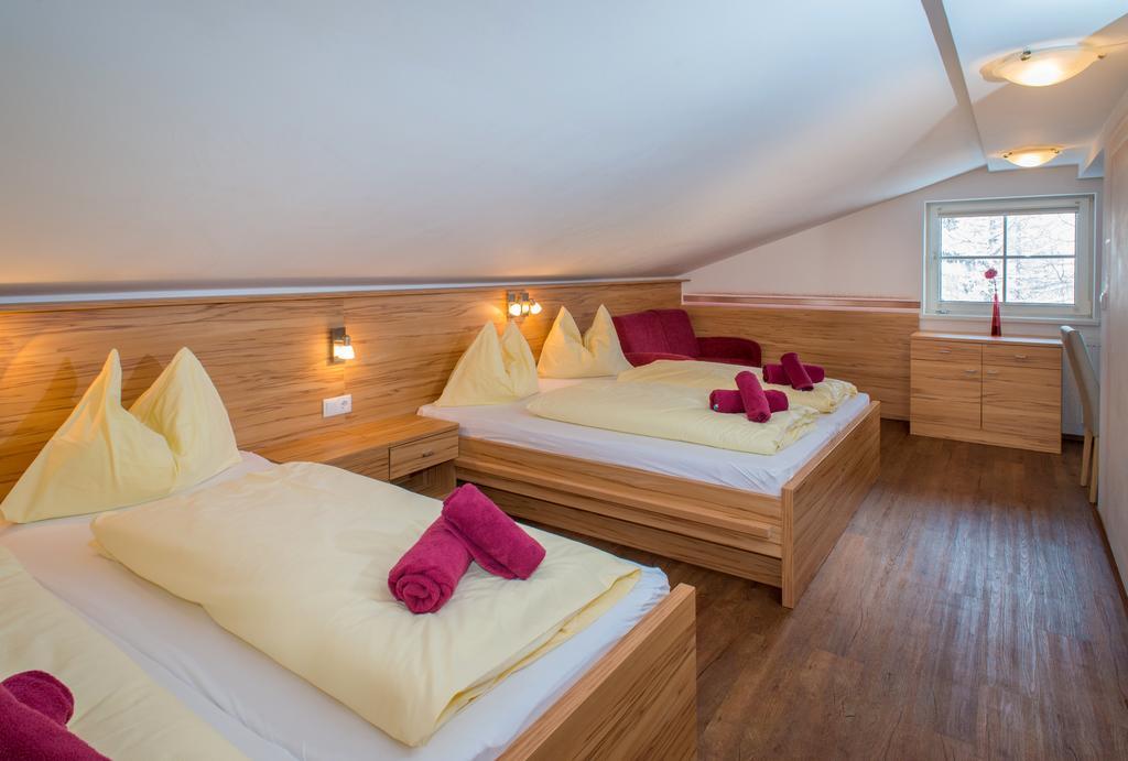 Hotel Griessenkarhaus Flachau Pokoj fotografie
